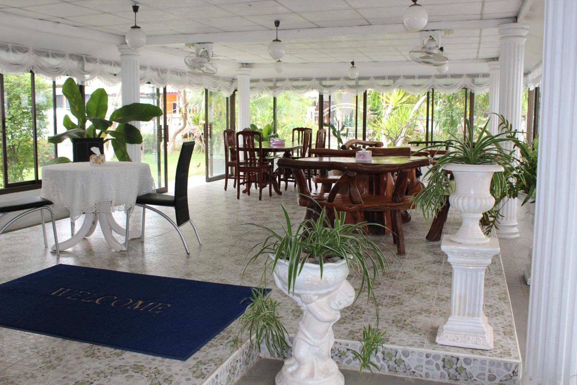 White Elephant Resort Surin Exteriör bild