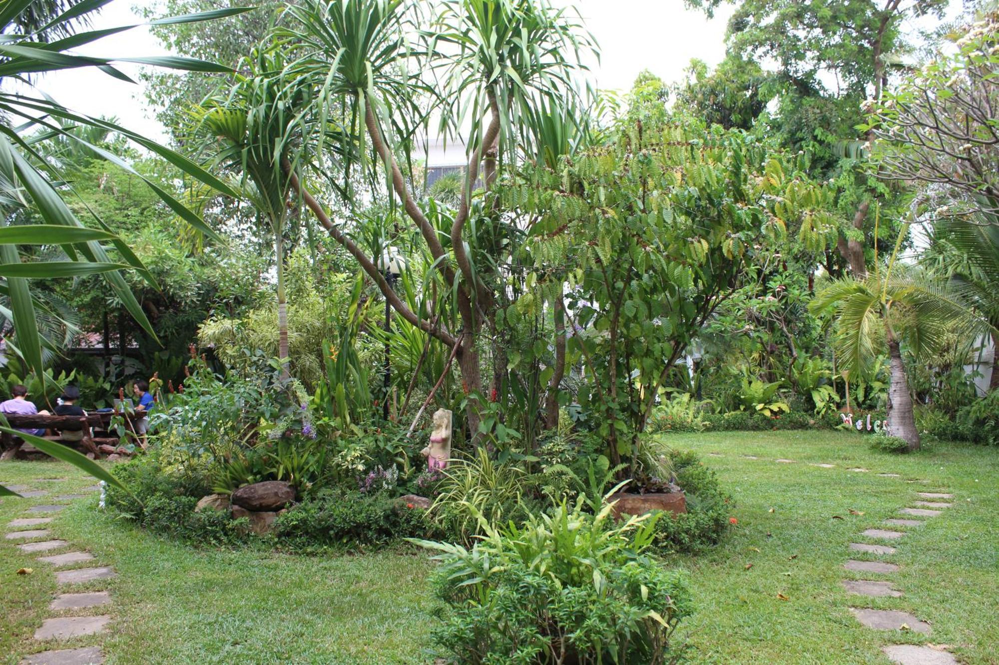 White Elephant Resort Surin Exteriör bild