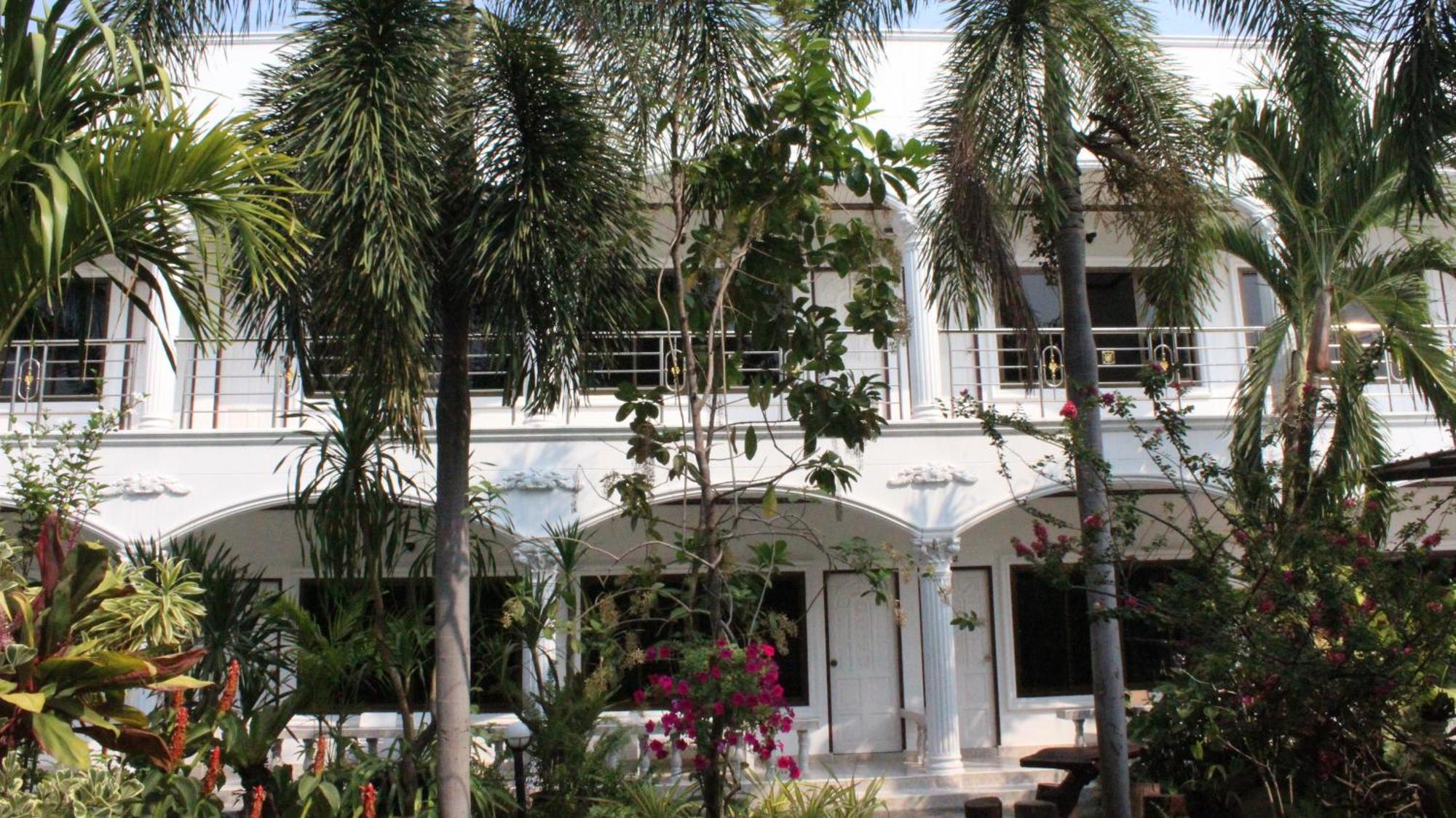 White Elephant Resort Surin Exteriör bild